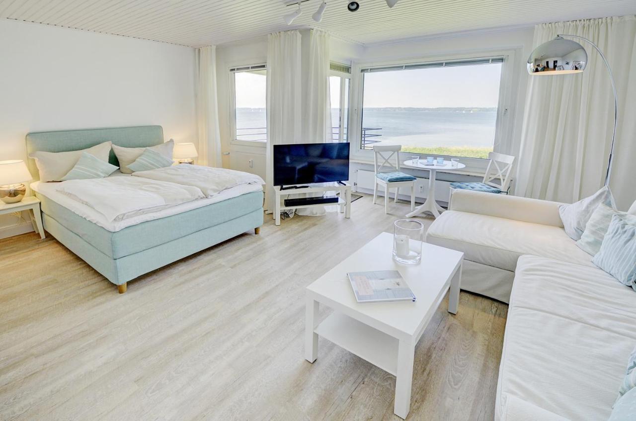 Fewo1846 - Fjordview - Komfortables Studioapartment Mit Balkon Und Meerblick Gluecksburg Luaran gambar
